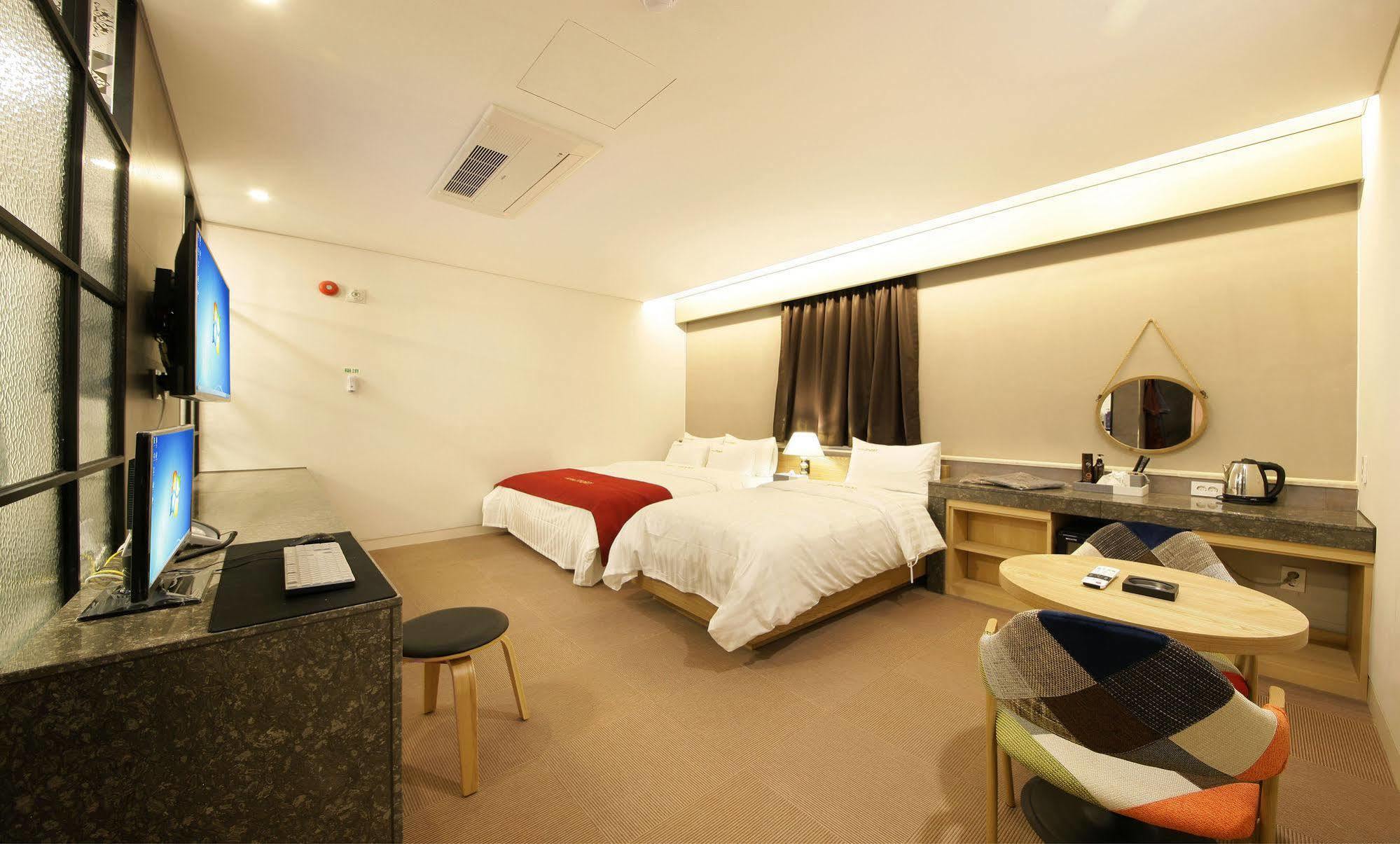 Motel Jeonju Story Zewnętrze zdjęcie